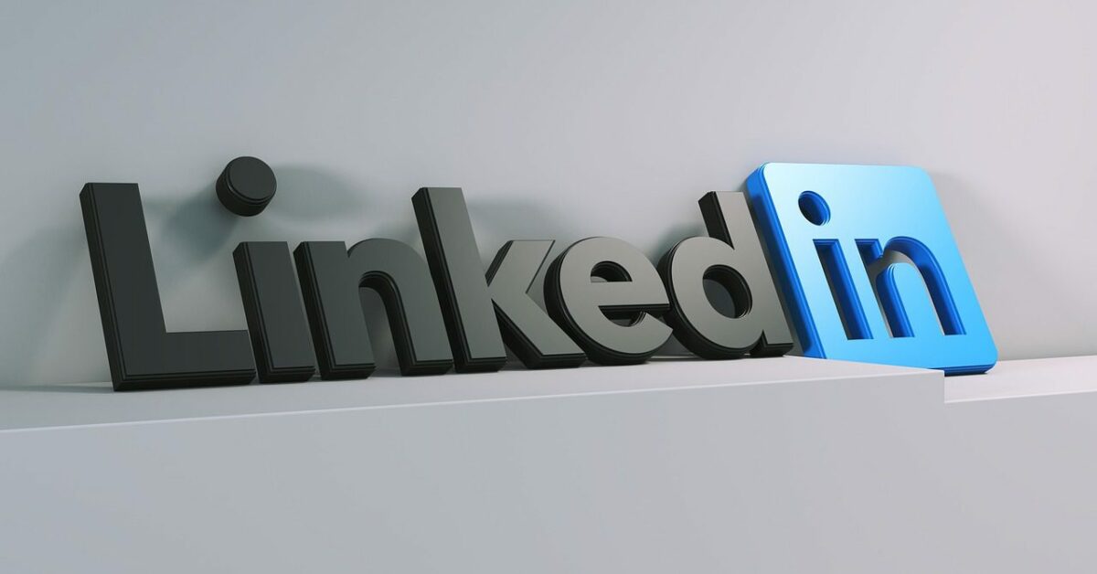 Optimizing Your LinkedIn Profile As A Student